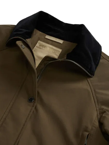 Geacă Woolrich de catifea verde