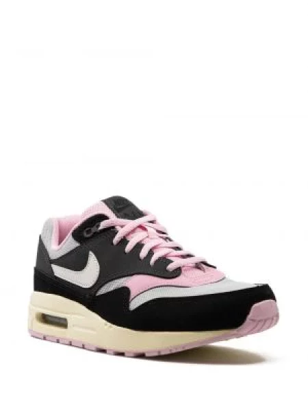Sportbačiai Nike Air Max 1 juoda