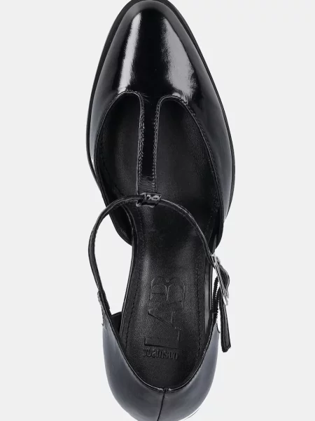 Кожаные туфли Answear.lab черные