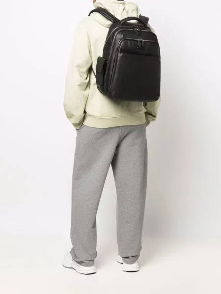 Rucsac Piquadro din piele negru