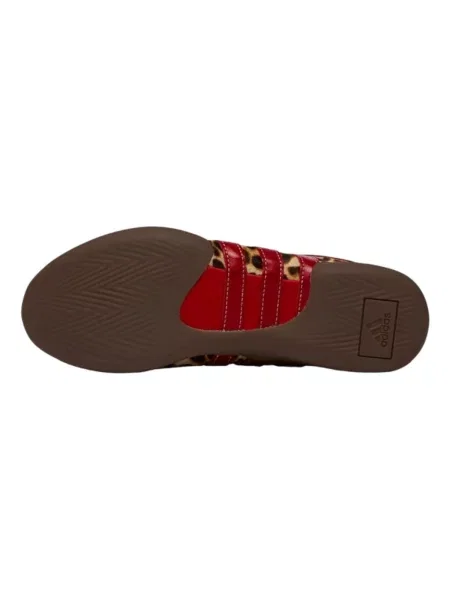 Pantofi Adidas cu imagine cu model leopard roșu