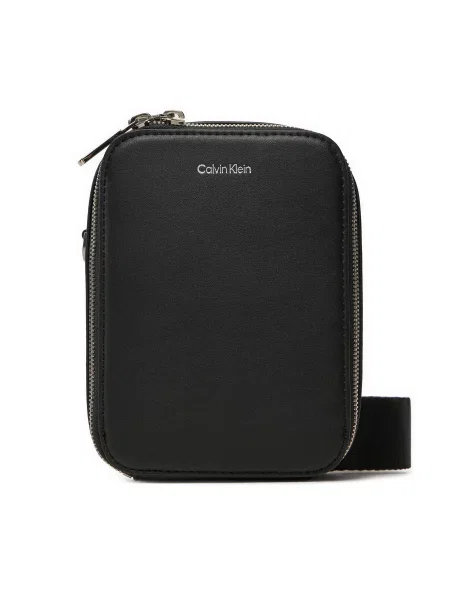 Calvin Klein Torbica za okrog pasu Ck Sleek Reporter Xs črna