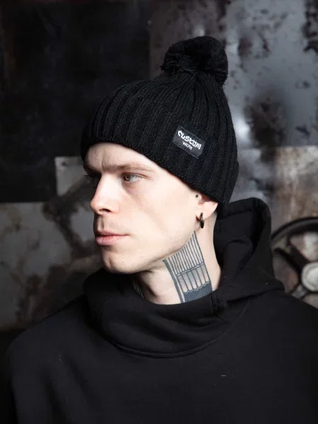 Шапка Custom Wear черная