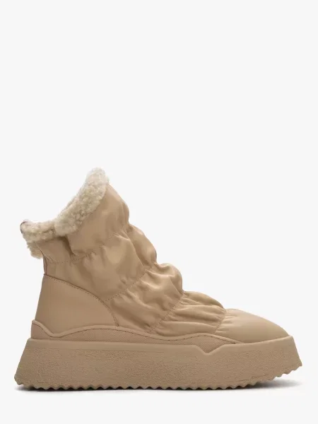 Кожаные сапоги Estro бежевые