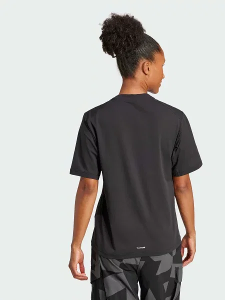 Футболка Adidas черная