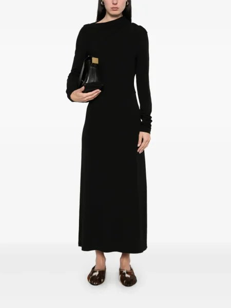 Rochie Toteme din jerseu drapată de costum negru