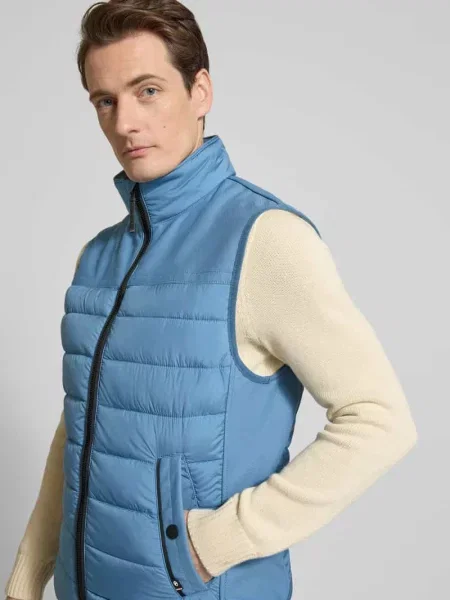 Kamizelka pikowana z wodoodpornego materiału krój regular fit Tom Tailor