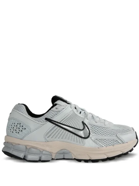 Iš natūralios odos retro stiliaus sportbačiai Nike Flyknit juoda