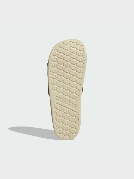 Шлепанцы Adidas бежевые
