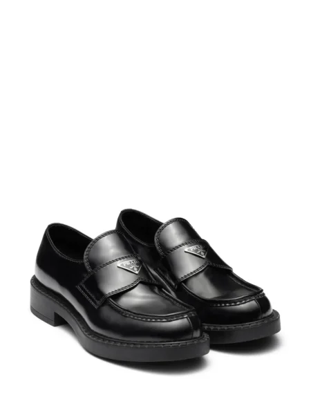 Pantofi loafer Prada din piele negru
