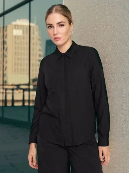 Сорочка з чорний