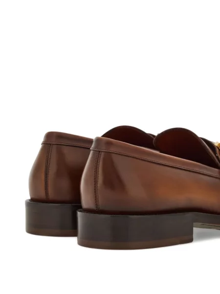 Loaferiai Ferragamo su sagtimis ruda