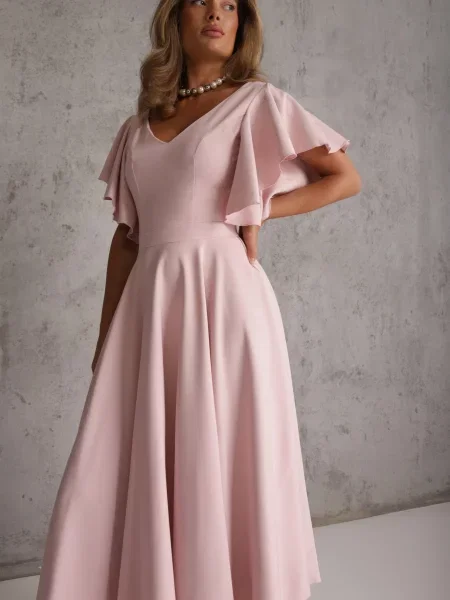 Rochie elegantă evazată decorată cu volane pe umeri Nessaza roz
