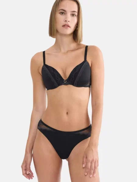 TRIUMPH Sutien Comfort Allure' negru