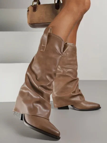 Cizme Escana închis bej