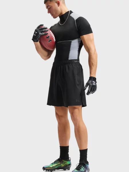 Короткие спортивные шорты Under Armour черные