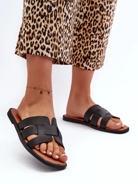 Papuci de casă Kesi din piele fără toc negru