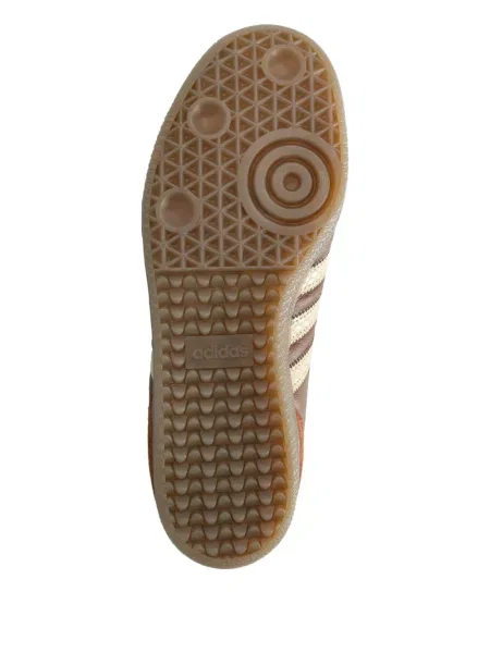 Geacă Adidas maro