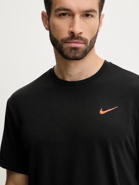 Шорты Nike коричневые