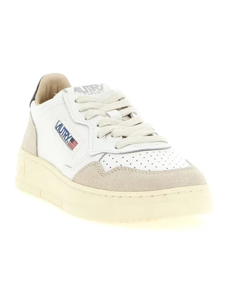 Sneakersy Autry skórzane białe