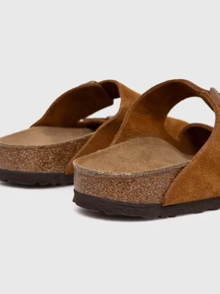 Semišové pantofle Birkenstock Arizona hnědá
