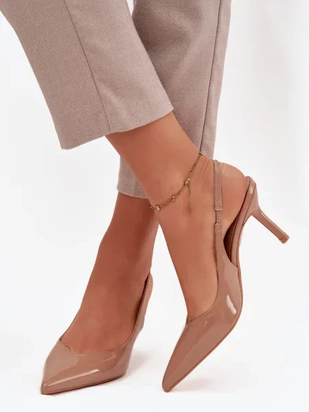 Полуотворени обувки Boto с висок ток бяло