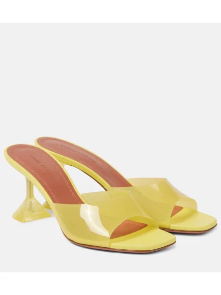 Mules Amina Muaddi rumena