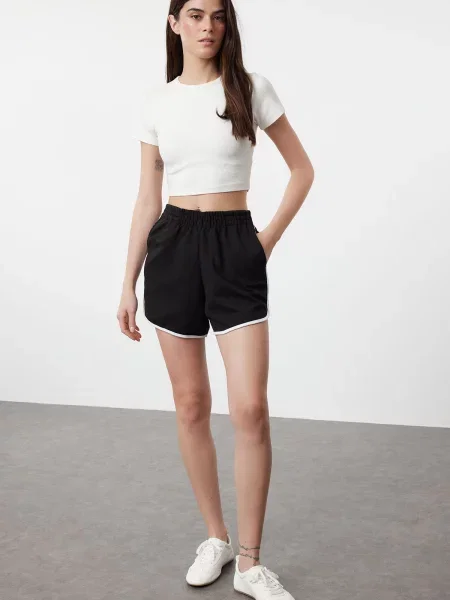 Bermude Trendyol negru