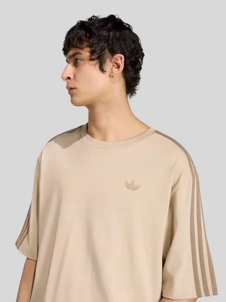 T-shirt o luźnym kroju z czystej bawełny z wyhaftowanym logo Adidas Originals
