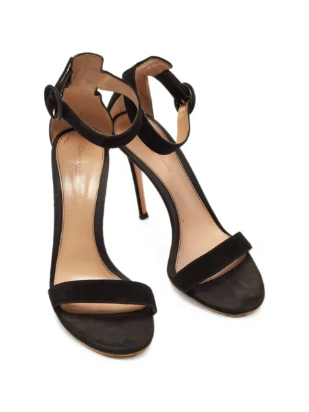 Sandale Gianvito Rossi cu bretele negru