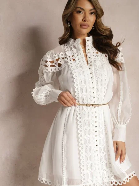 Koszulowa Sukienka Mini z Zdobiona Koronką Organdi biała