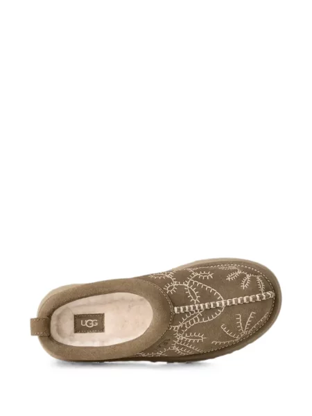 Papuci tip mules Ugg cu broderie cu platformă maro