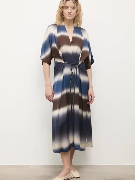 Obleka Answear.LAB mornarsko modra