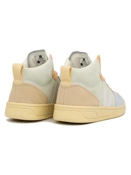 Sneakersy Veja zamszowe
