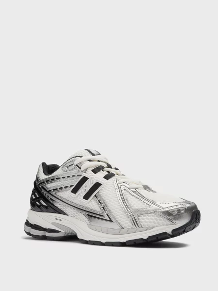 Кросівки для бігу New Balance сірі