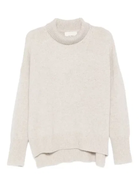 Sweter Lisa Yang