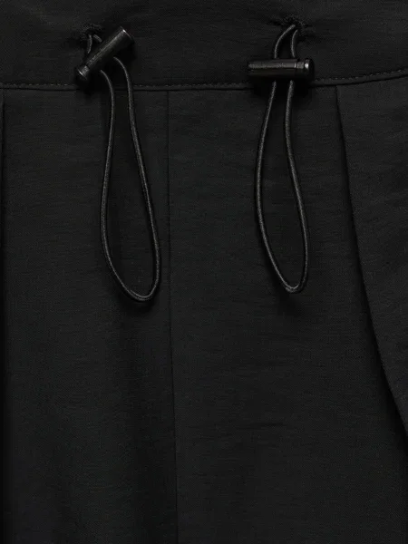 MANGO Pantaloni cutați Perseo' negru