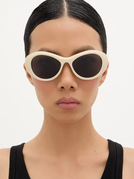 Солнцезащитные очки Jacquemus