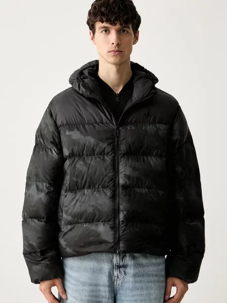Adidas Originals geacă petrecută pentru bărbați Camo Regen negru