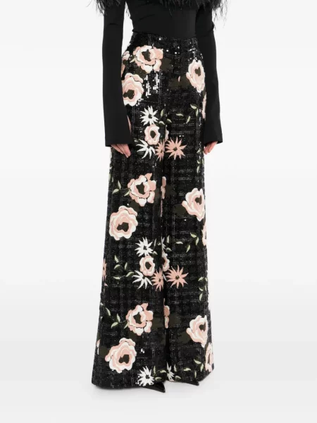 Siuvinėtos gėlėtos kelnės Elie Saab įsiliepsnojo juoda