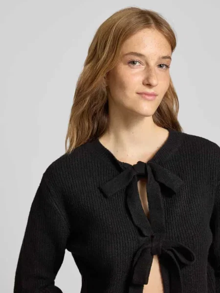 Kurtka z dzianiny o kroju regular fit z dodatkiem wełny model ‘SILLY’ Pieces czarna