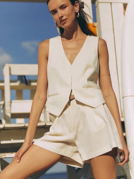 Gepur Жилет класичний Молочний Ліоцелл