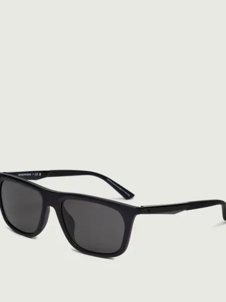 Emporio Armani Napszemüveg fekete