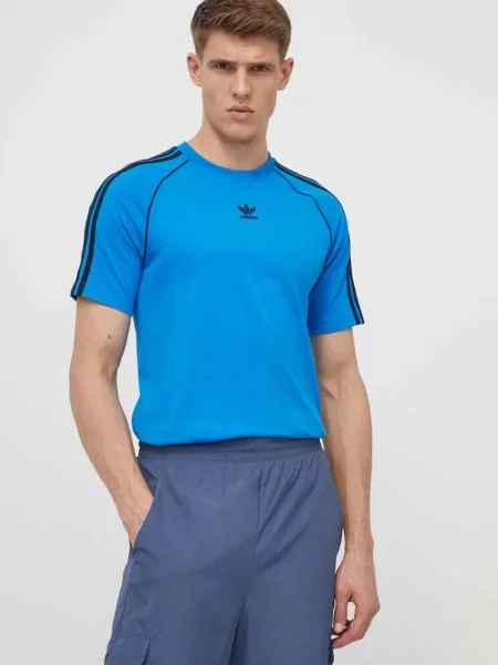 Тениска adidas Originals с десен синьо