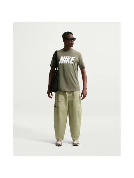 Koszulka z krótkim rękawem Nike Sportswear Club Logo oliwkowy S zielony