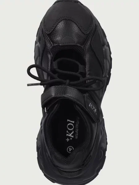 Треккинговые кроссовки Koi Footwear