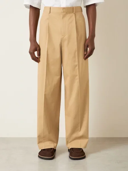Chinos Loewe hnědé