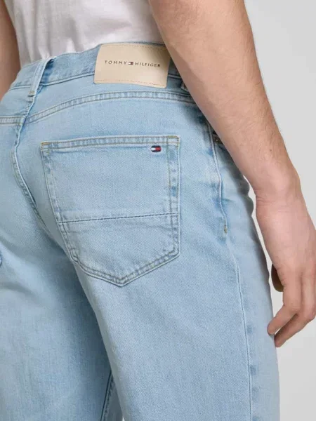 Dżinsy o kroju slim straight fit z mieszanki bawełny Tommy Hilfiger niebieskie