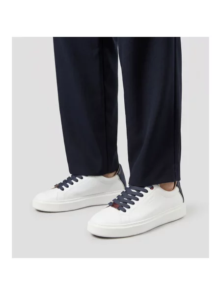 Sneakersy Alexander Smith skórzane białe