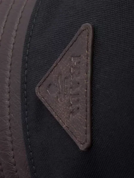 Pălărie Prada din piele negru